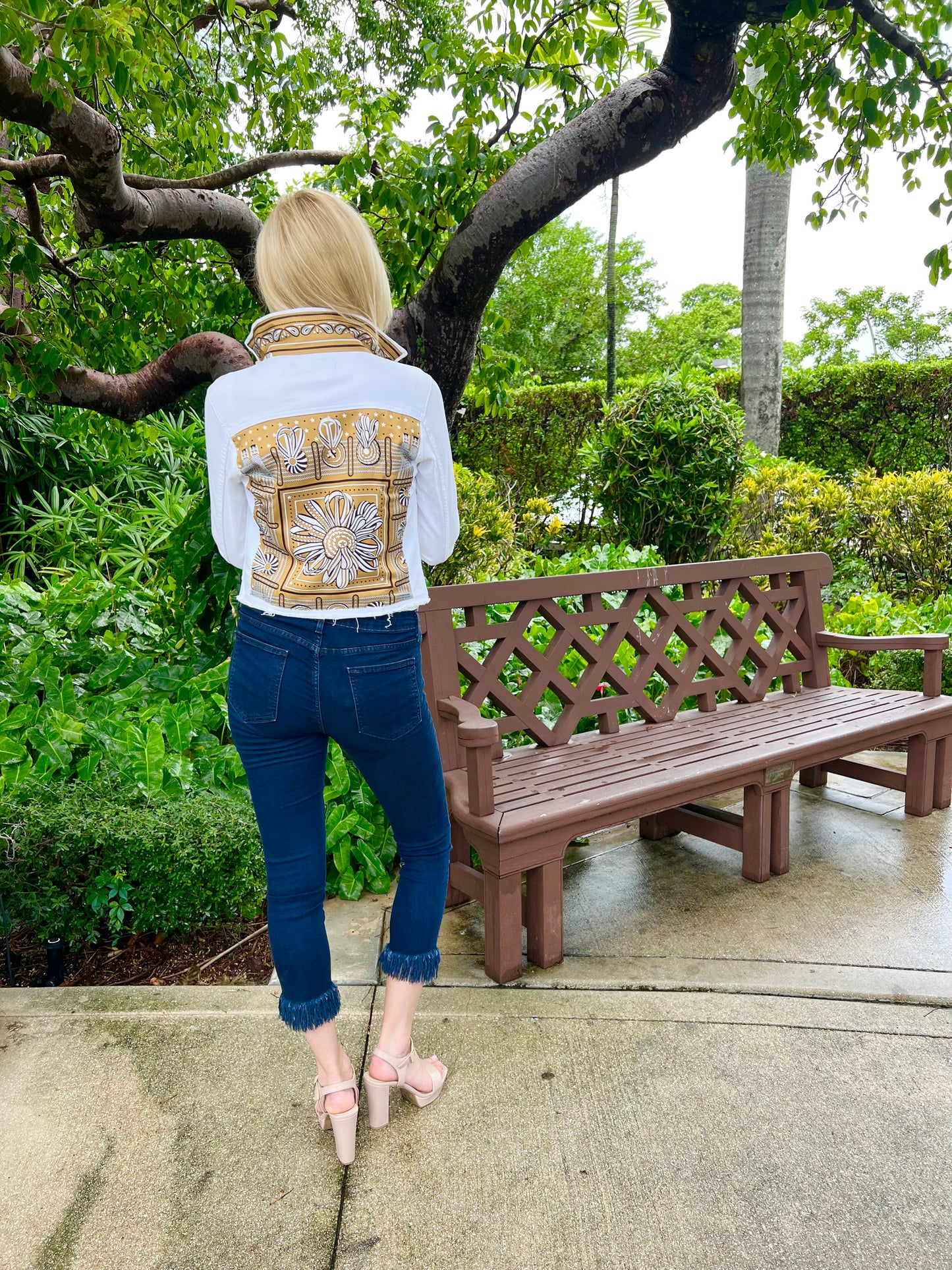The White Demin Jacket / Gold Silk
