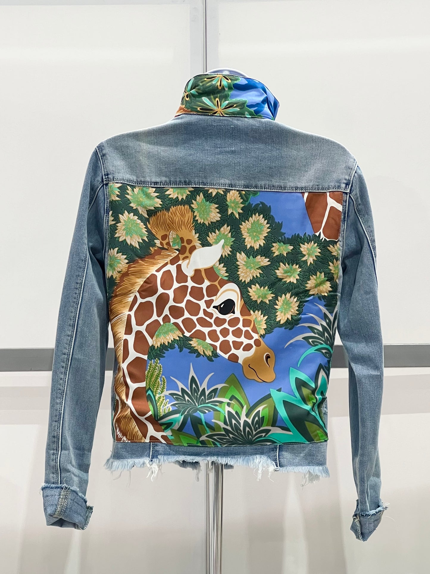 The Light Denim Jacket / Giraffe in the Garden