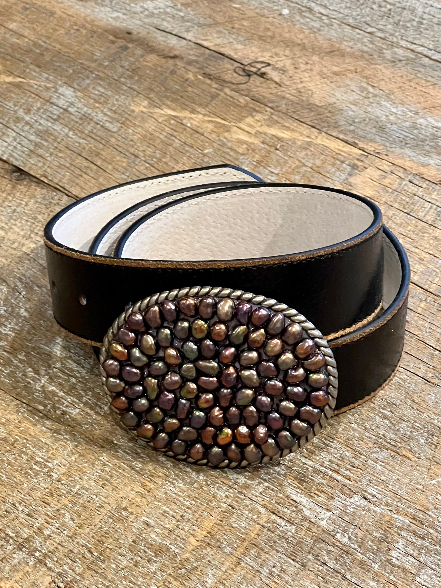 Belt Buckle / Peacock Freshwater Pearl - Stacy Bradley Design