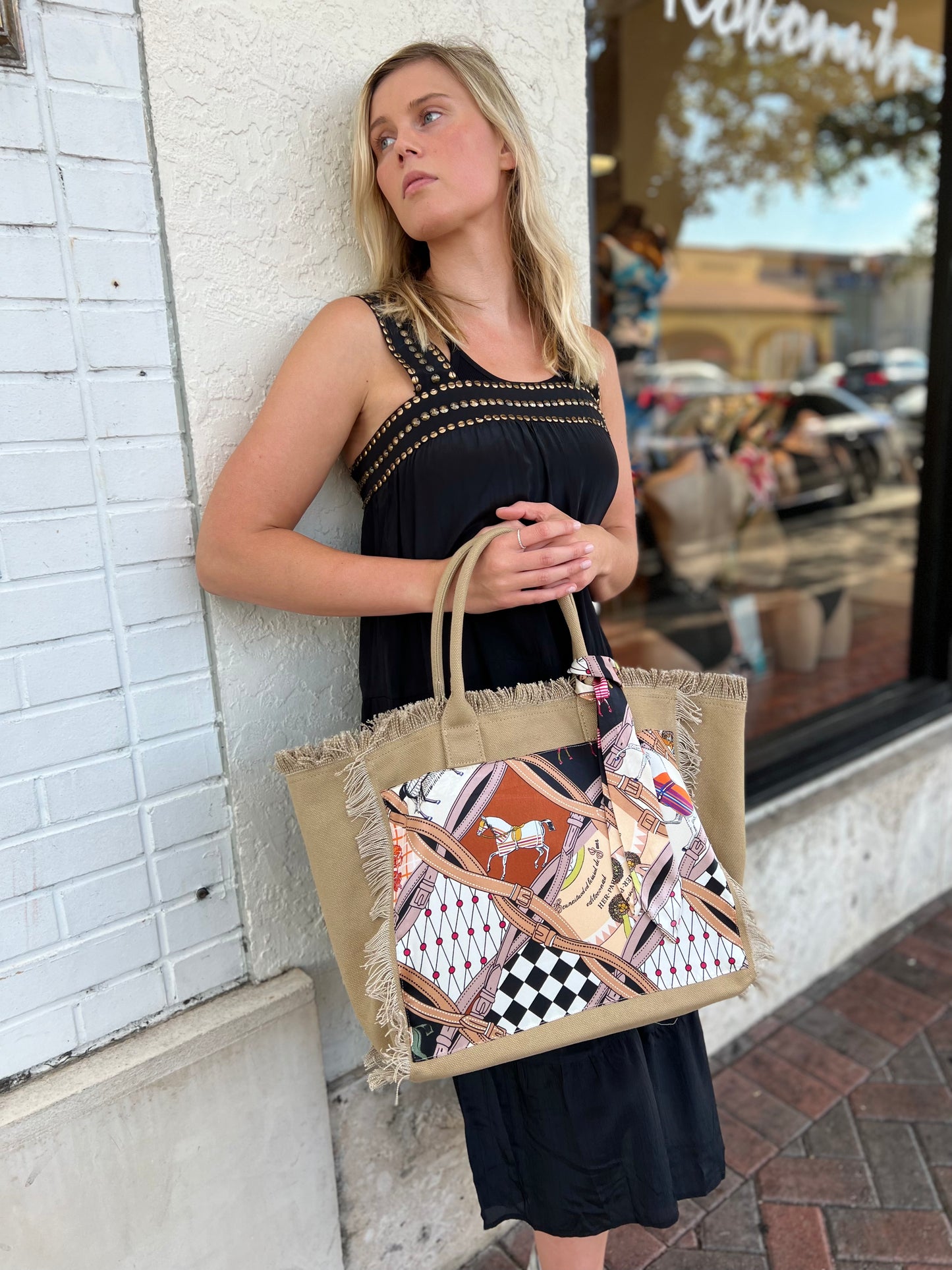 Tote Bag / Dark Beige / Horse with Straps