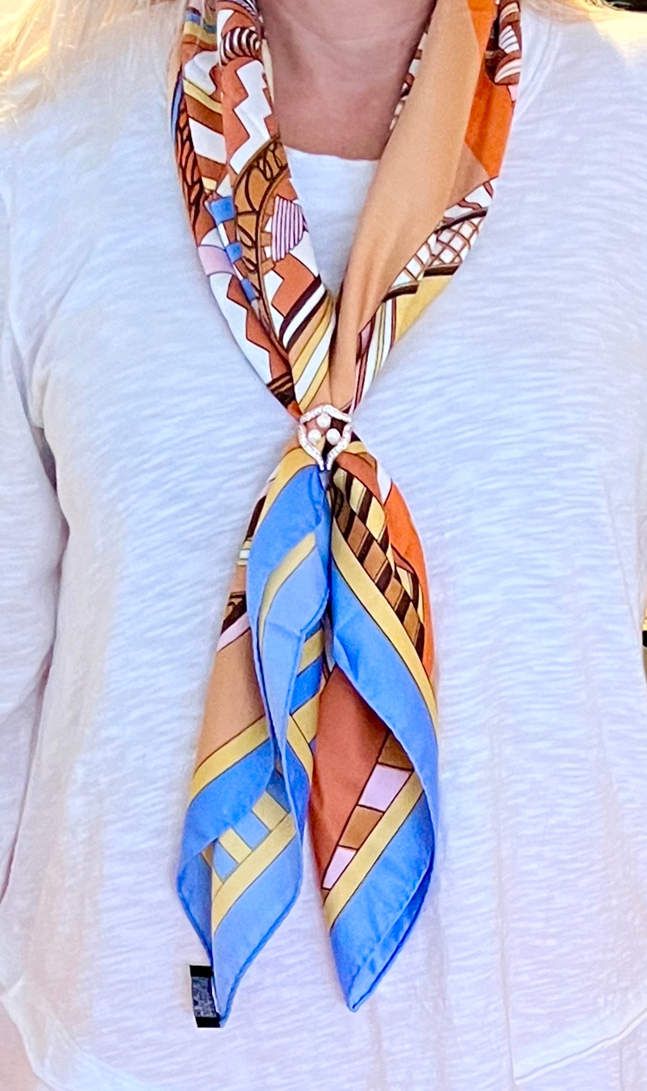 Hermes Twilly How To Tie Hermes Scarf Wear Hermes Mors Scarf How