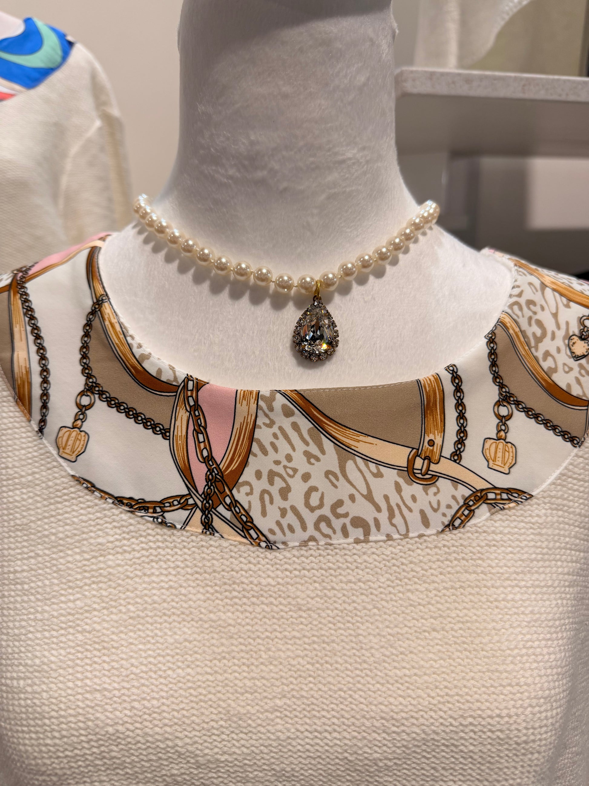 Sweater / Beige / Pink Makes Me Happy - Stacy Bradley Design