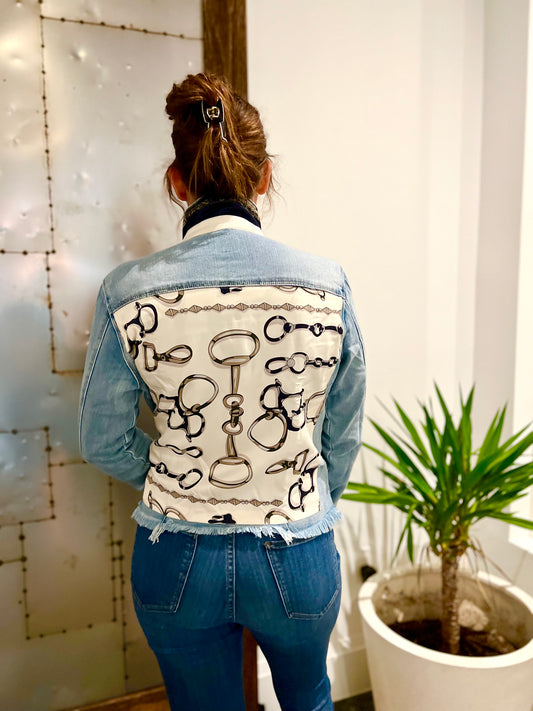 The Light Denim Jacket / Blue Bit