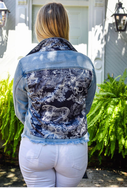 ジャケット・アウター WASHED LIGHTWEIGHT DENIM JACKET Amazon.com: Catzilla Graphic Light Washed Men's Denim Jacket